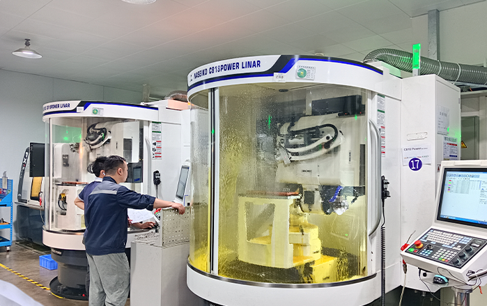 Walter CNC grinding machines of cnc cutting tools from Germany