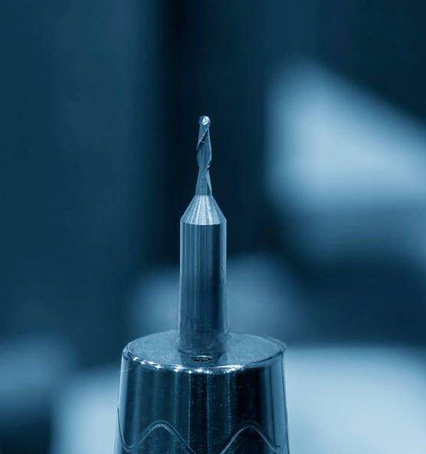 micro-meter-carbide-end-mill-for-eyewear